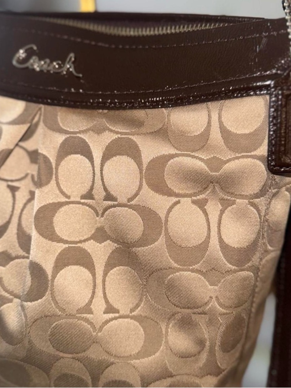 Coach Ashley Signature Hippie convertible shoulder bag in khaki and mahogany. - Picture 3 of 6